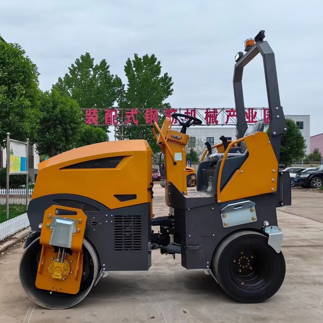 新款3.5噸前鋼后膠座駕式壓路機3500